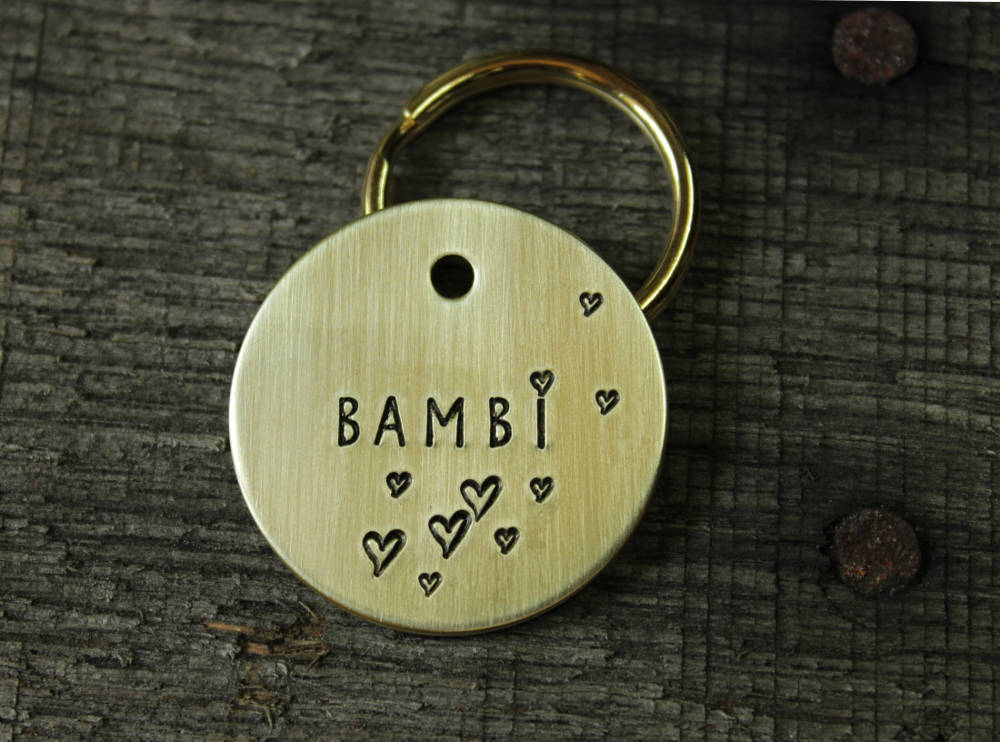 Personalized pet tag - Flying hearts