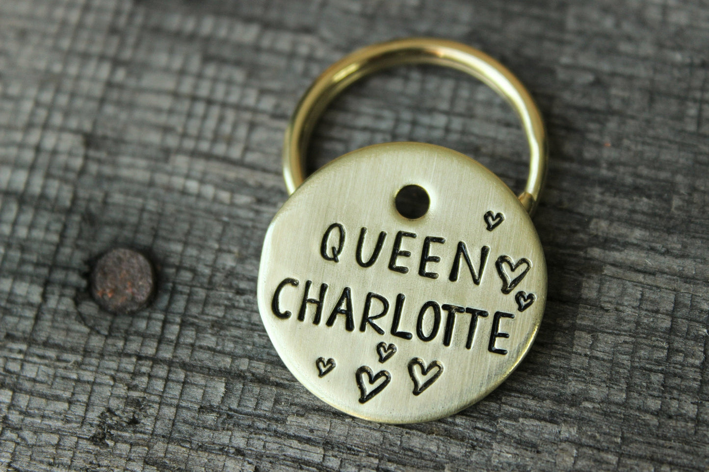 Personalized pet tag - Flying hearts